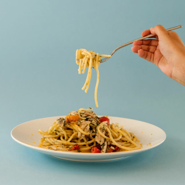 Spaghetti di mare con datterino giallo